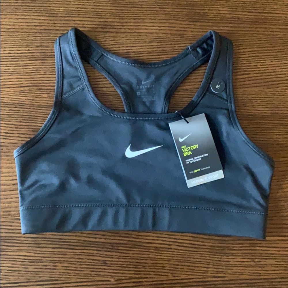 NWT Black Nike Victory Sports Bra